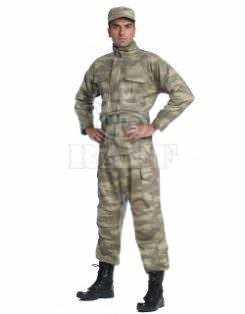 ملابس الجندي / 1039